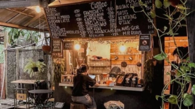 Warung Kopi di Jalan Ir Juanda: Saingan Rival Saat Citimall Datang